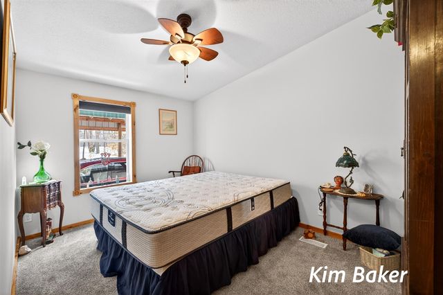 3987 Us-31, Scottville, MI 49454