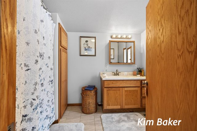 3987 Us-31, Scottville, MI 49454