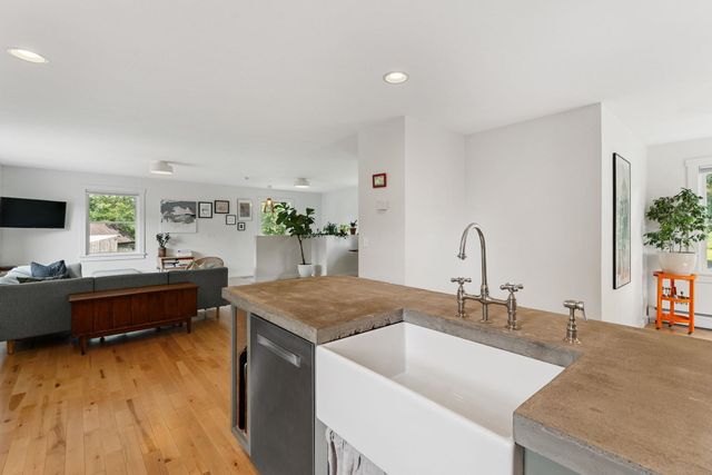 1152 Hopkins Hill Road, Hardwick, VT 05843