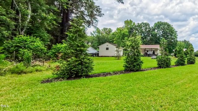 41 Maple Circle, Pittsboro, NC 27312