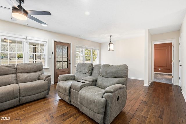 41 Maple Circle, Pittsboro, NC 27312