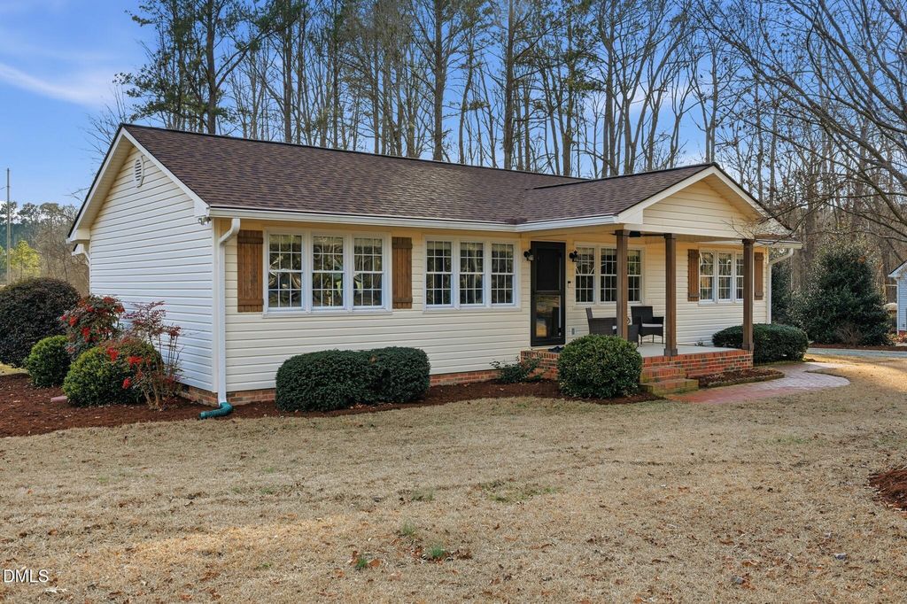 41 Maple Circle, Pittsboro, NC 27312