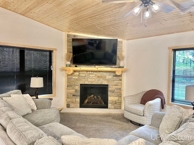 16414 Usfs 2235 Road, Wetmore, MI 49895