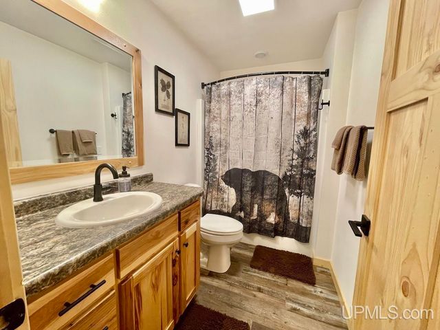 16414 Usfs 2235 Road, Wetmore, MI 49895