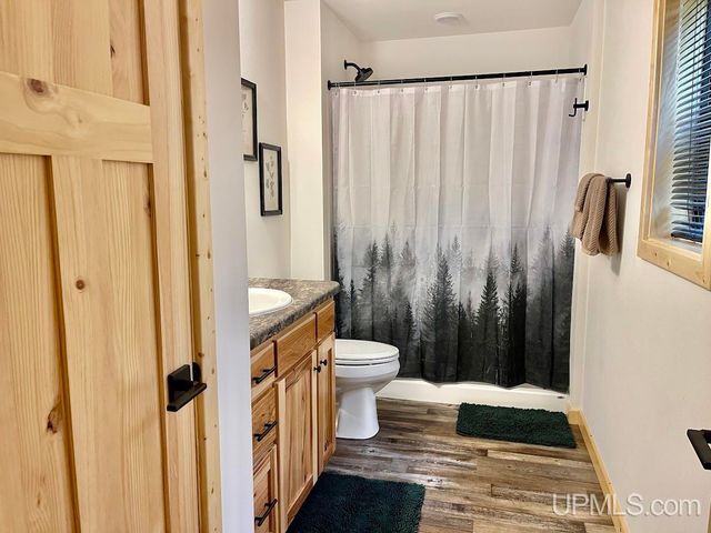 16414 Usfs 2235 Road, Wetmore, MI 49895