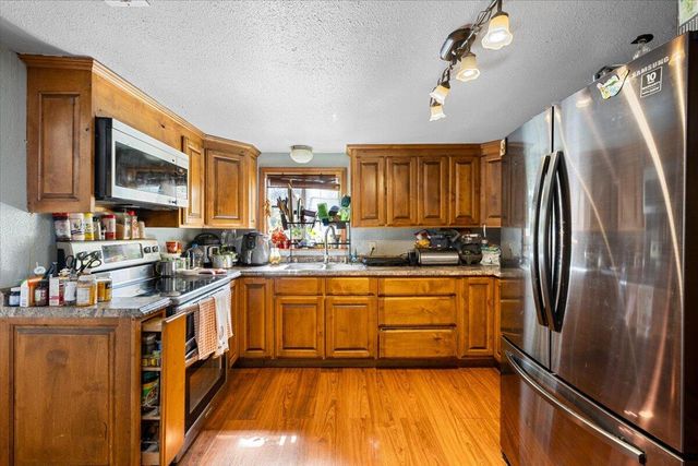 1129 Pinecroft Avenue, Medford, OR 97501