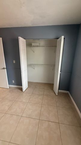 475 SE 8th Street 214, Deerfield Beach, FL 33441