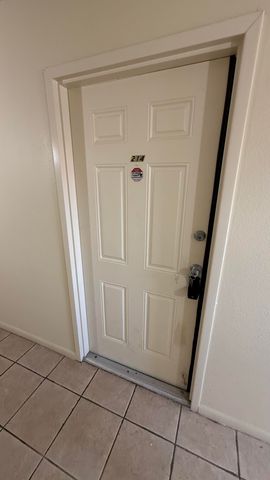 475 SE 8th Street 214, Deerfield Beach, FL 33441