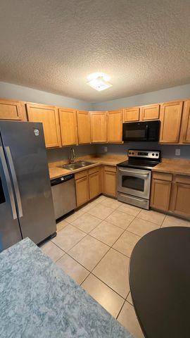 475 SE 8th Street 214, Deerfield Beach, FL 33441