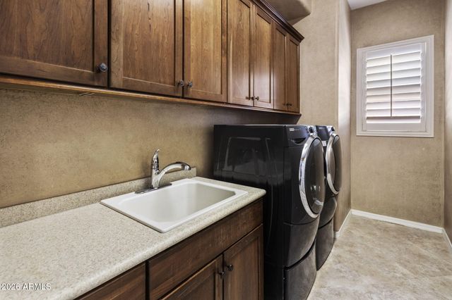 1712 W OBERLIN Way, Phoenix, AZ 85085