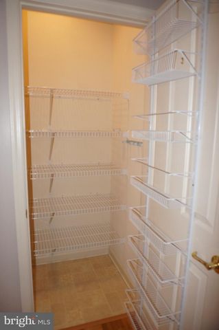 197 MEADOWVIEW DR, Harrisburg, PA 17111