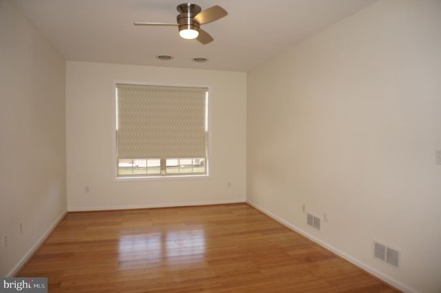 197 MEADOWVIEW DR, Harrisburg, PA 17111