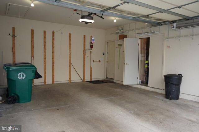 197 MEADOWVIEW DR, Harrisburg, PA 17111