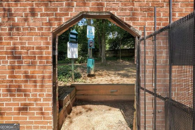 4282 Roswell Road NE E2, Atlanta, GA 30342