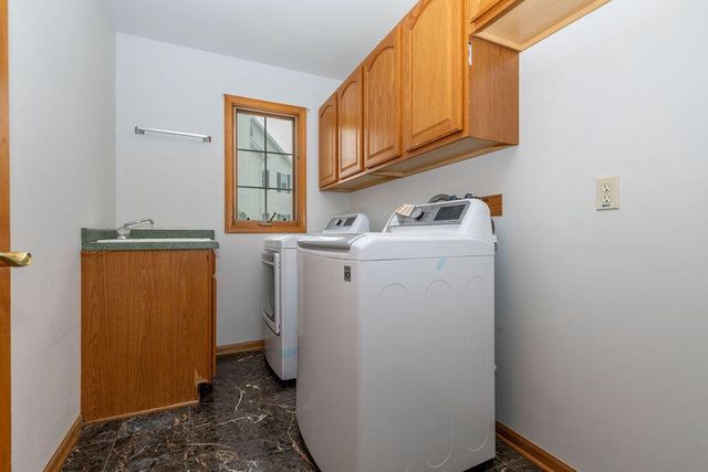 2421 Dover LANE, Mount Pleasant, WI 53406