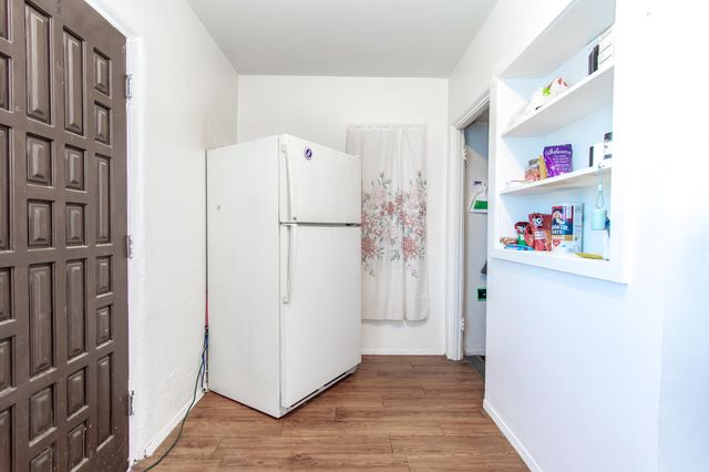 2807 Madison Street NE, Albuquerque, NM 87110