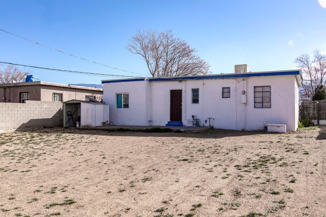 2807 Madison Street NE, Albuquerque, NM 87110