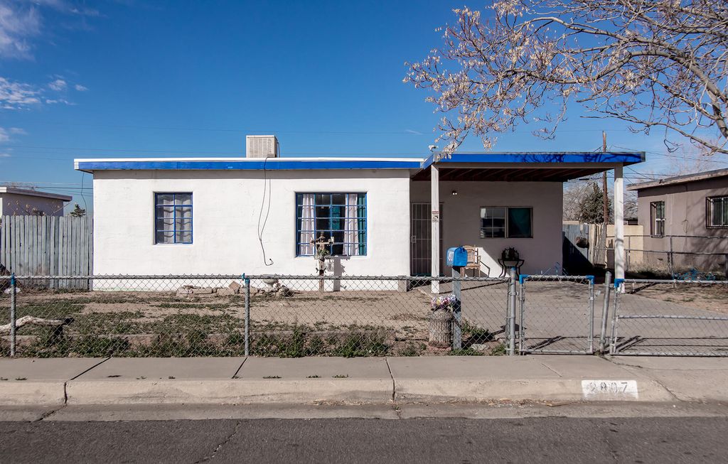 2807 Madison Street NE, Albuquerque, NM 87110