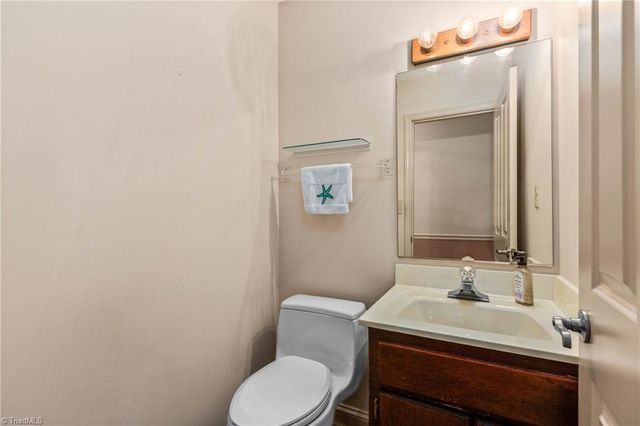4200 Clinard Road, Clemmons, NC 27012