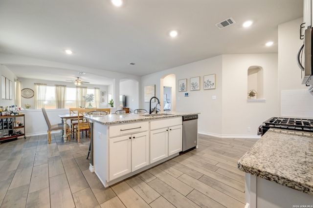 710 Overlook Ridge, Cibolo, TX 78108