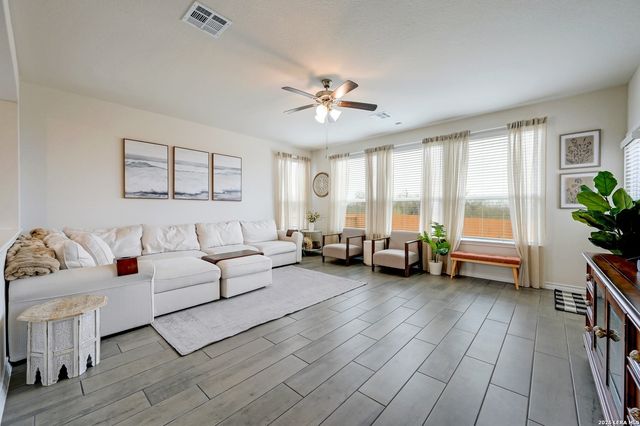 710 Overlook Ridge, Cibolo, TX 78108