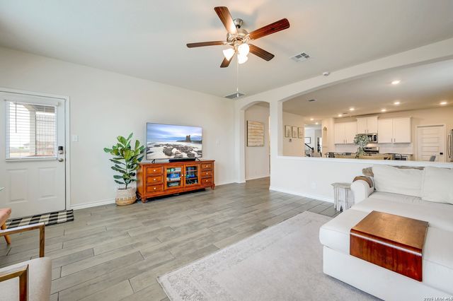 710 Overlook Ridge, Cibolo, TX 78108