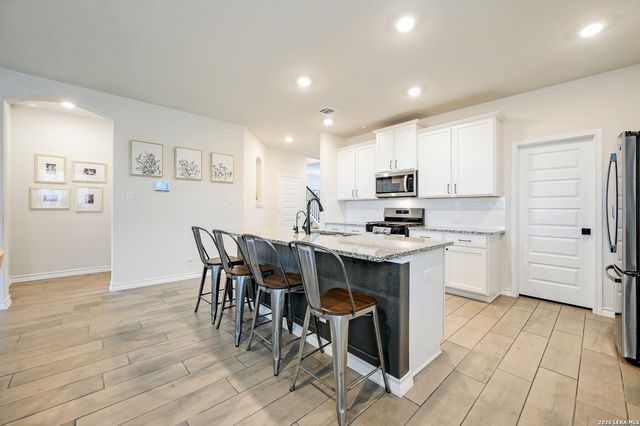 710 Overlook Ridge, Cibolo, TX 78108