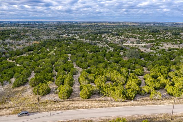 202 Whispering Wind RD, Bertram, TX 78605