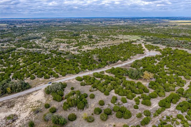 202 Whispering Wind RD, Bertram, TX 78605