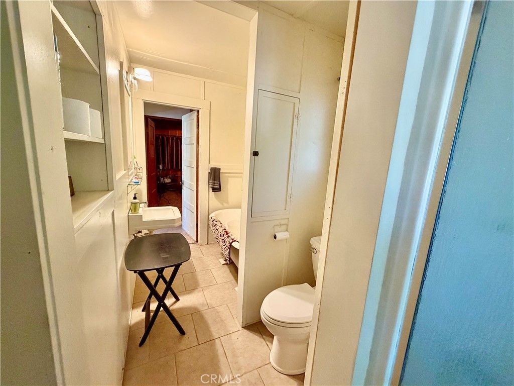 Image 19 of property listing at 9520 Oak Place, Cobb, CA 95426