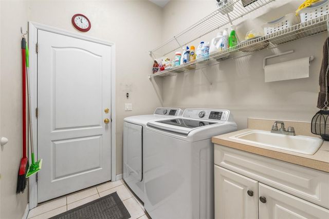 8424 SW 8TH PLACE, Gainesville, FL 32607