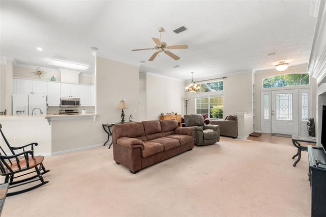 8424 SW 8TH PLACE, Gainesville, FL 32607