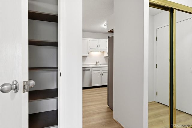 3124 S Wheeling Way 211, Aurora, CO 80014