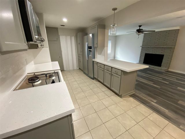 1021 Wimberly Street, Angleton, TX 77515