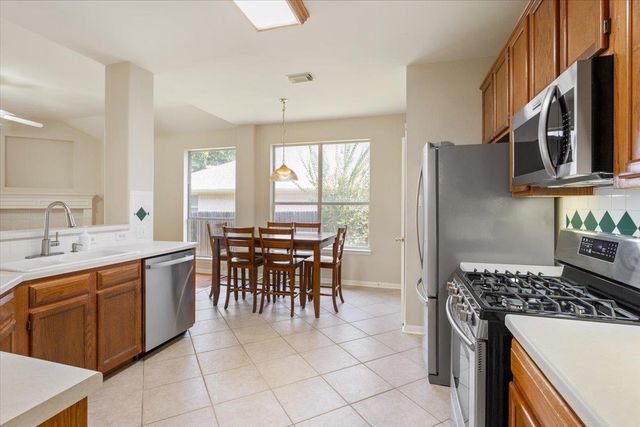 1827 CHINO VALLEY TRL, Round Rock, TX 78665
