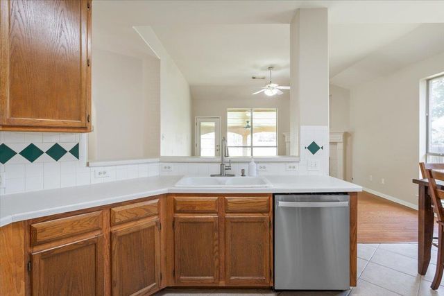 1827 CHINO VALLEY TRL, Round Rock, TX 78665