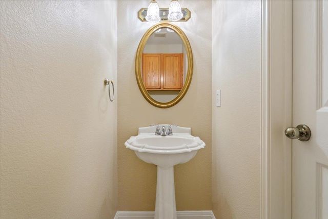 1827 CHINO VALLEY TRL, Round Rock, TX 78665