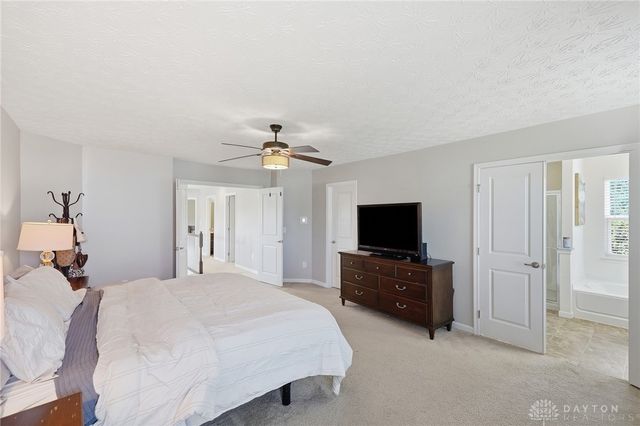 1991 Cabernet Way, Bellbrook, OH 45305