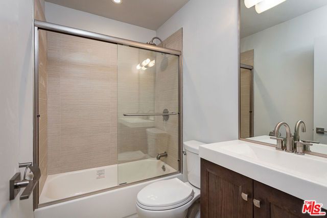 1541 Rockwood Street 8, Los Angeles, CA 90026