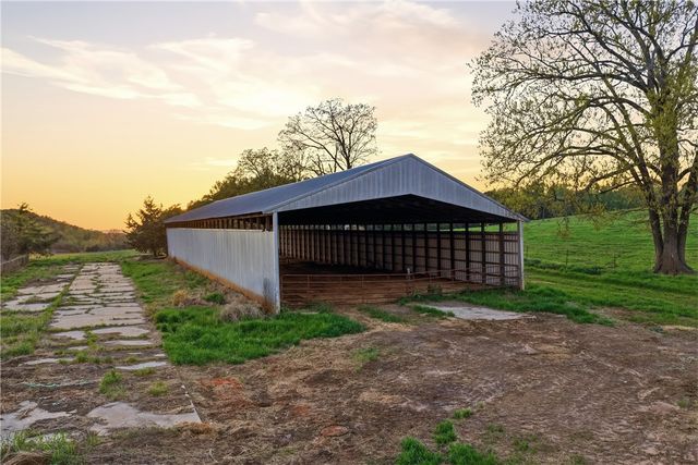 1709 County Road 4451, Clarksville, AR 72830