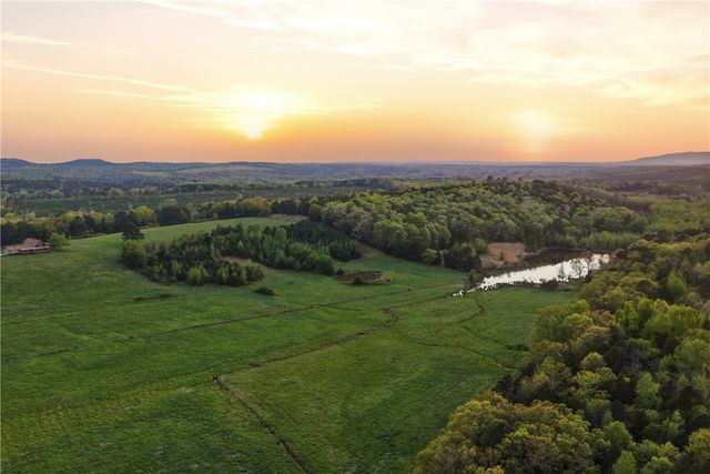 1709 County Road 4451, Clarksville, AR 72830