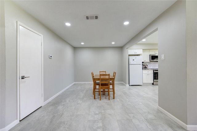 3046 Wagon Trail Drive, Sugar Land, TX 77479
