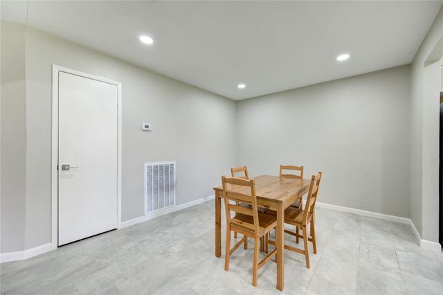 3046 Wagon Trail Drive, Sugar Land, TX 77479