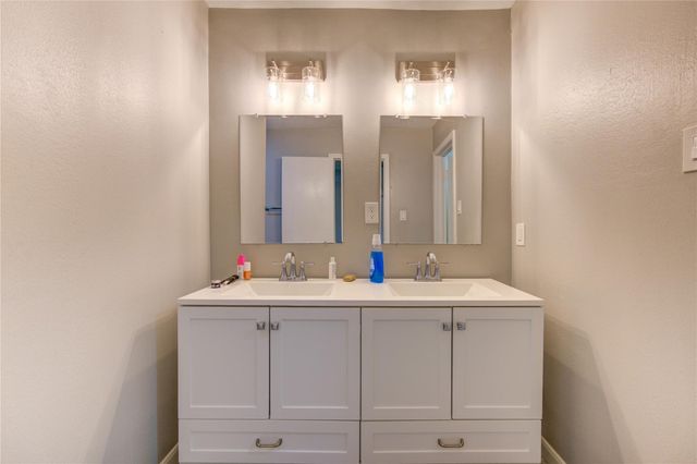 3046 Wagon Trail Drive, Sugar Land, TX 77479