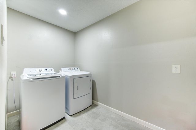 3046 Wagon Trail Drive, Sugar Land, TX 77479