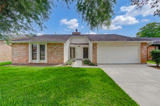 3046 Wagon Trail Drive, Sugar Land, TX 77479
