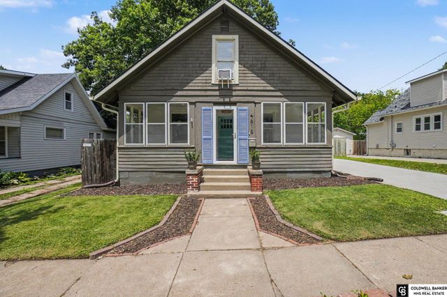 4818 Poppleton Avenue, Omaha, NE 68106