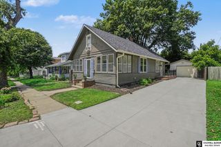 4818 Poppleton Avenue, Omaha, NE 68106