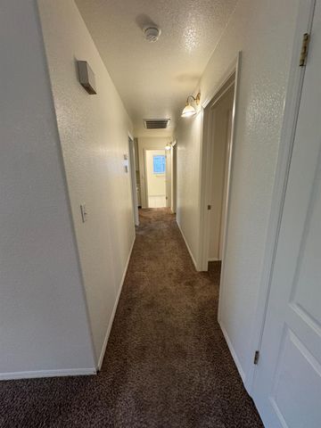 1848 E Everglade Avenue, Fresno, CA 93720