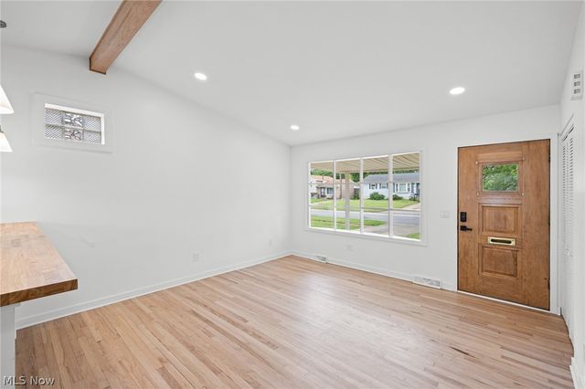 864 Wilder Avenue, Elyria, OH 44035